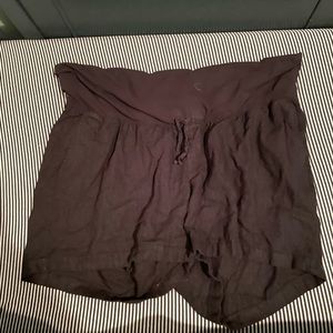Maternity shorts